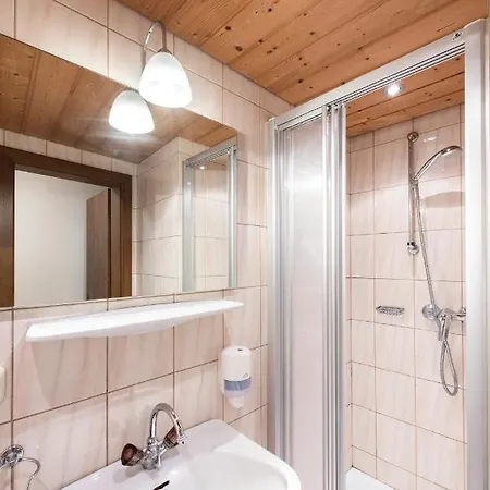 Manni Gastehaus & Manni Chalet Apartment Mayrhofen